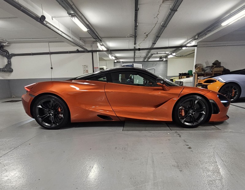 Lavage extérieur + nettoyage intérieur sur une Mclaren 720s à Saint Laurent du Var