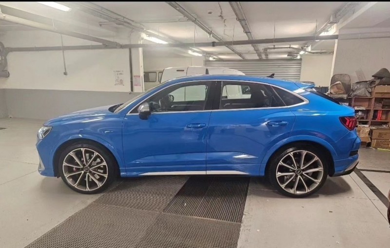 Lavage extérieur + Nettoyage intérieur d'un Audi RSQ3 à Saint-Laurent-du-Var